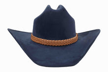 Load image into Gallery viewer, Levi