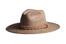 Load image into Gallery viewer, Margot Camel