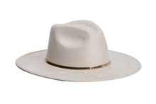 Load image into Gallery viewer, Wyatt