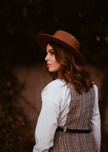 Load image into Gallery viewer, Tortoise - Tan (Final Sale)