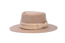 Load image into Gallery viewer, Hat made of the finest camel tan wool with a hand elaborated bow composed of jute fiber trim, right side view