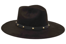 Load image into Gallery viewer, Stud
