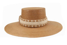 Load image into Gallery viewer, Sienna
