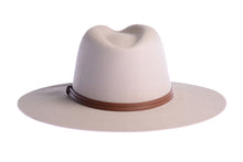 Load image into Gallery viewer, Wool hat with a structured crown and brim, finished with an elegant double-bound synthetic leather trim, back view
