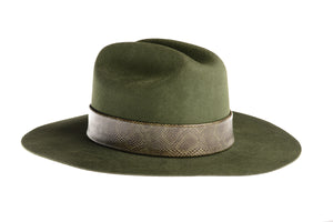 Hat made of fine olive green wool, this consists of a stiffened double-peak crown and ironed wide brim which is complemented by a faux snakeskin trim, right side view