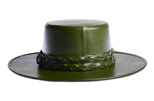 Load image into Gallery viewer, Cordobes hat in green color crafted with an innovative metallic vegan leather made from nopal, finished with double braided trim, back view

