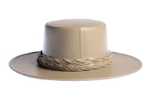Load image into Gallery viewer, Cordobes hat in tan color crafted with an innovative metallic vegan leather made from nopal, finished with double braided trim, back view
